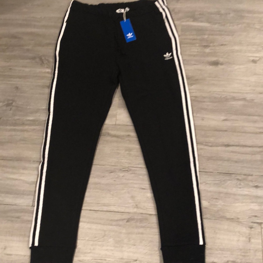 🌹New Arrival🌹Adidas Originals Women’s sweatpants